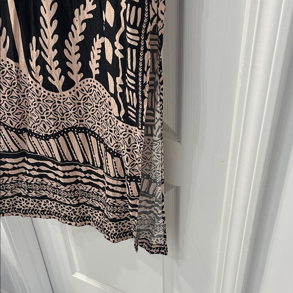 MARIE OLIVER OLIVER CAFTAN SIZE MEDIUM - Picture 7 of 10